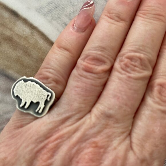 NOISY PLUME Artisan Crafted Oxidized Sterling Silver Buffalo Ring: NWT! Size 6 - Picture 3 of 7